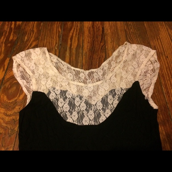 Topshop Lacy Little Black Dress - Picture 5 of 7